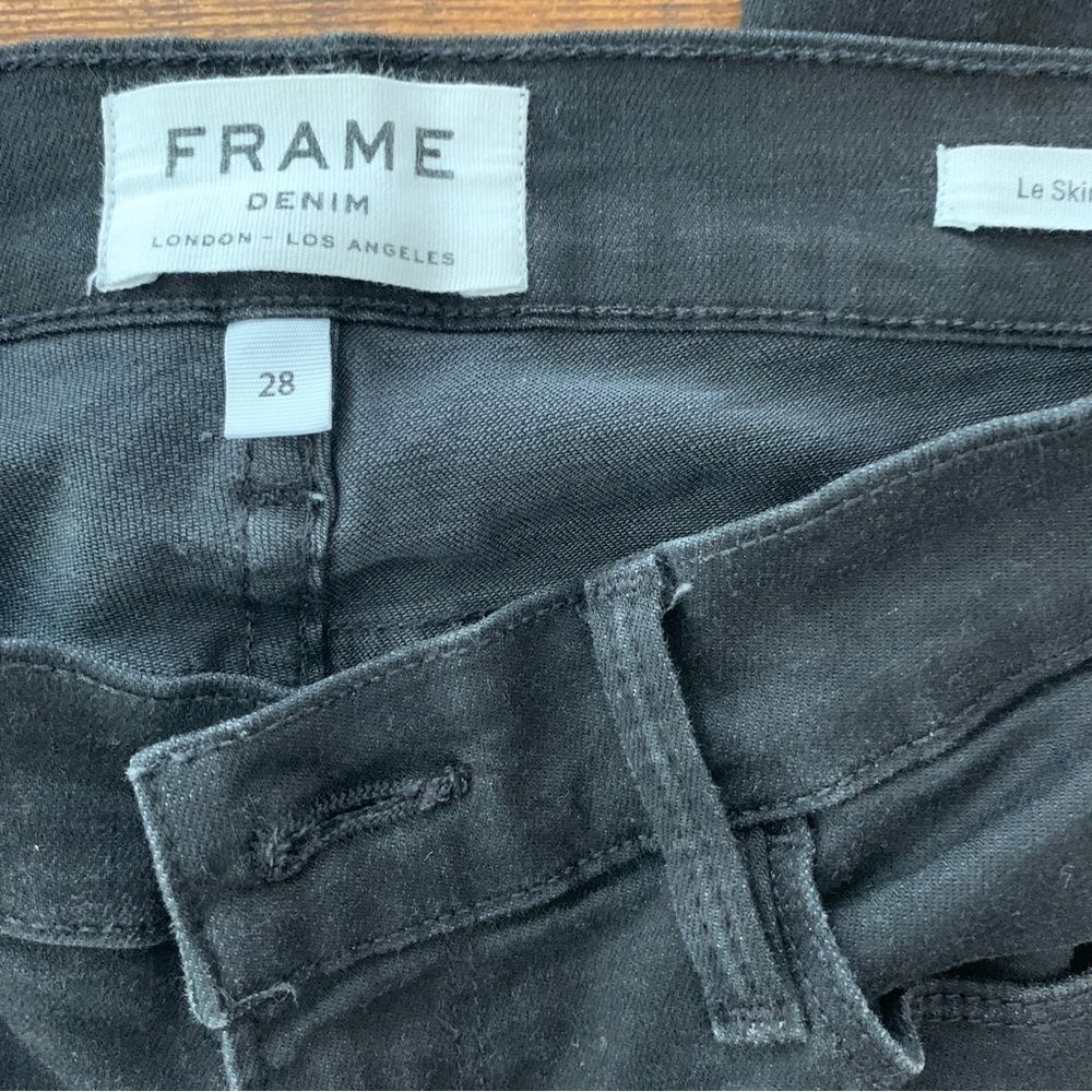 FRAME High Waisted Empire Skinny Jeans Washed Black Distressed Knee Rips Sz 28 - Picture 4 of 13